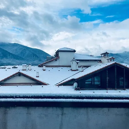 Apartment Bright Mountain View Penthouse - 300mbps Wi-fi *