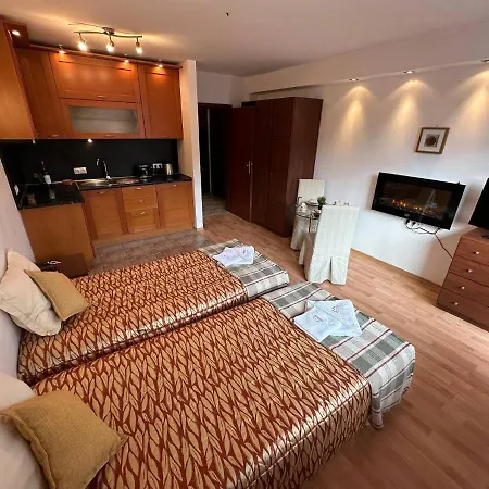 Bright Mountain View Penthouse - 300mbps Wi-fi *