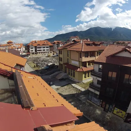 Bright Mountain View Penthouse - 300mbps Wi-fi Bansko