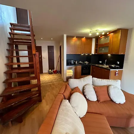 Bright Mountain View Penthouse - 300mbps Wi-fi * Bansko